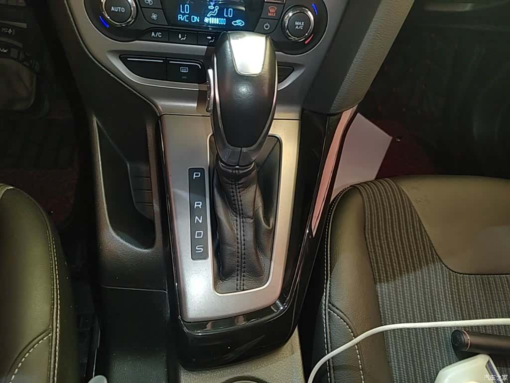 Ford Focus, 2015 14