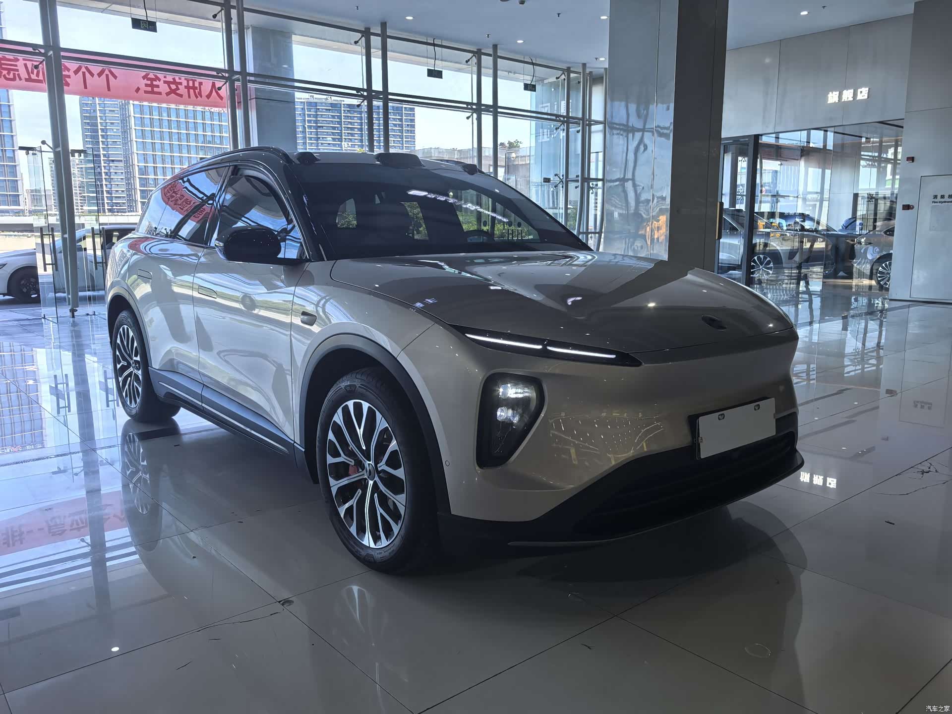 NIO ES6, 2023 2