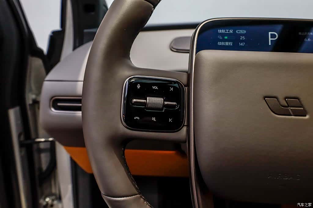 Li Auto i8, 2025 30
