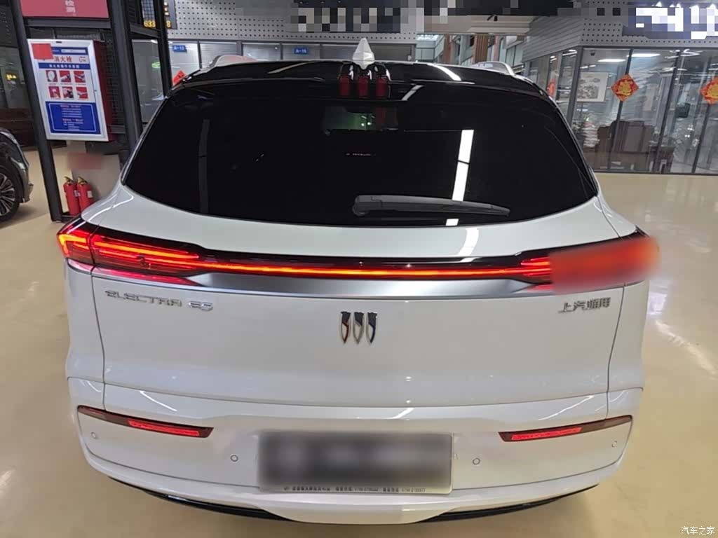 Buick E5, 2025 6