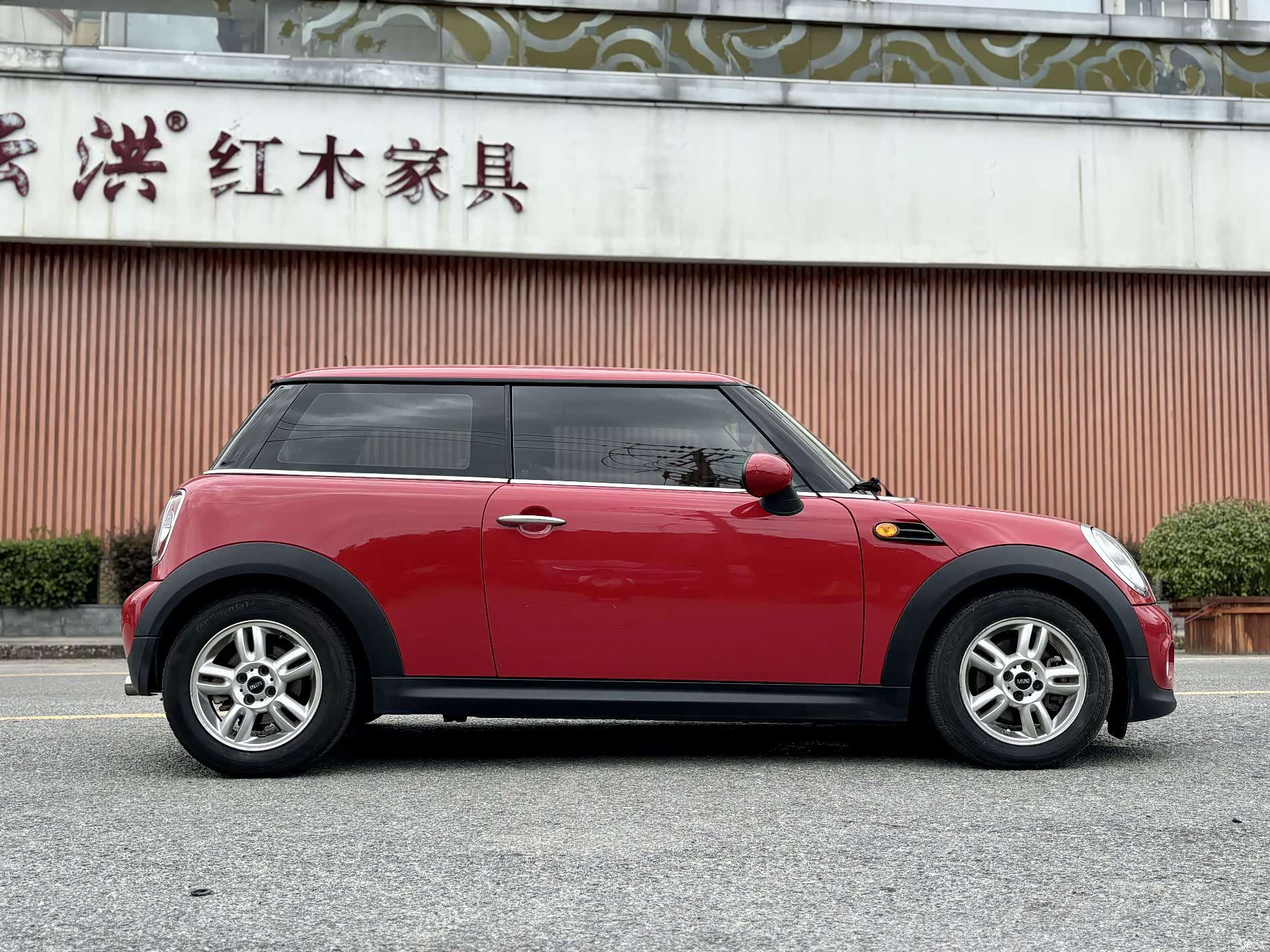 Mini ONE, 2014 7