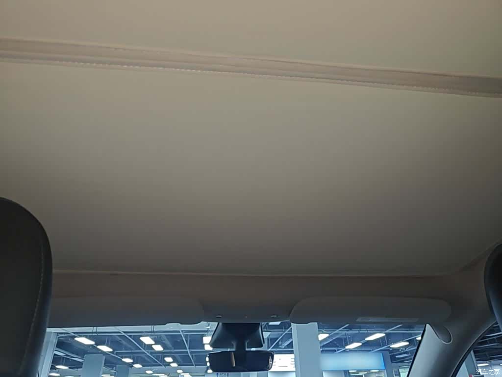 Tesla Model Y, 2022 14