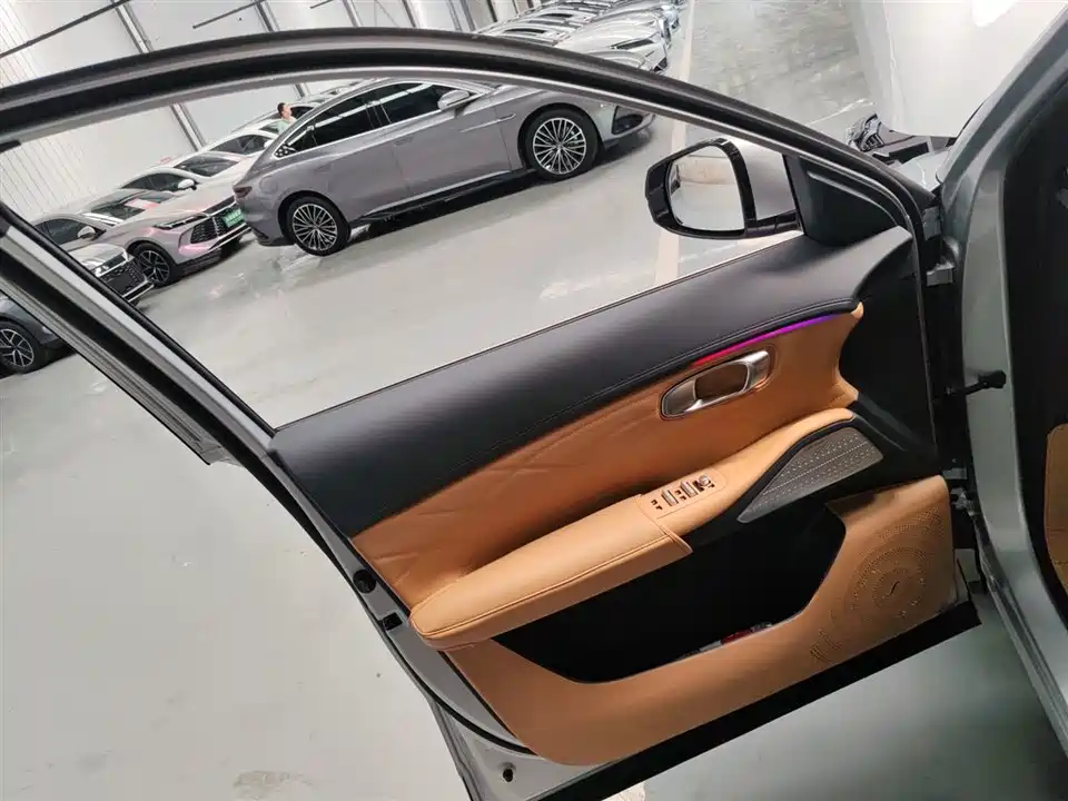 Geely Galaxy Galaxy Starship 7