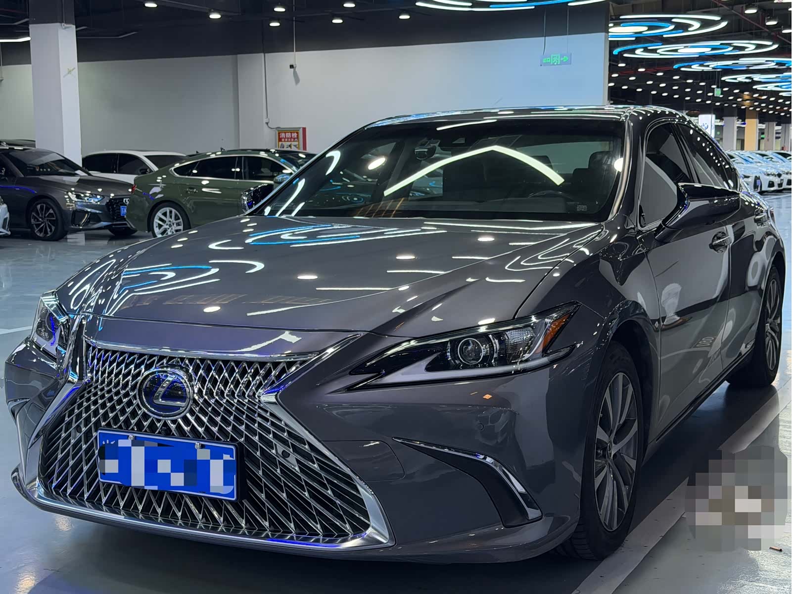 Lexus ES, 2019 1