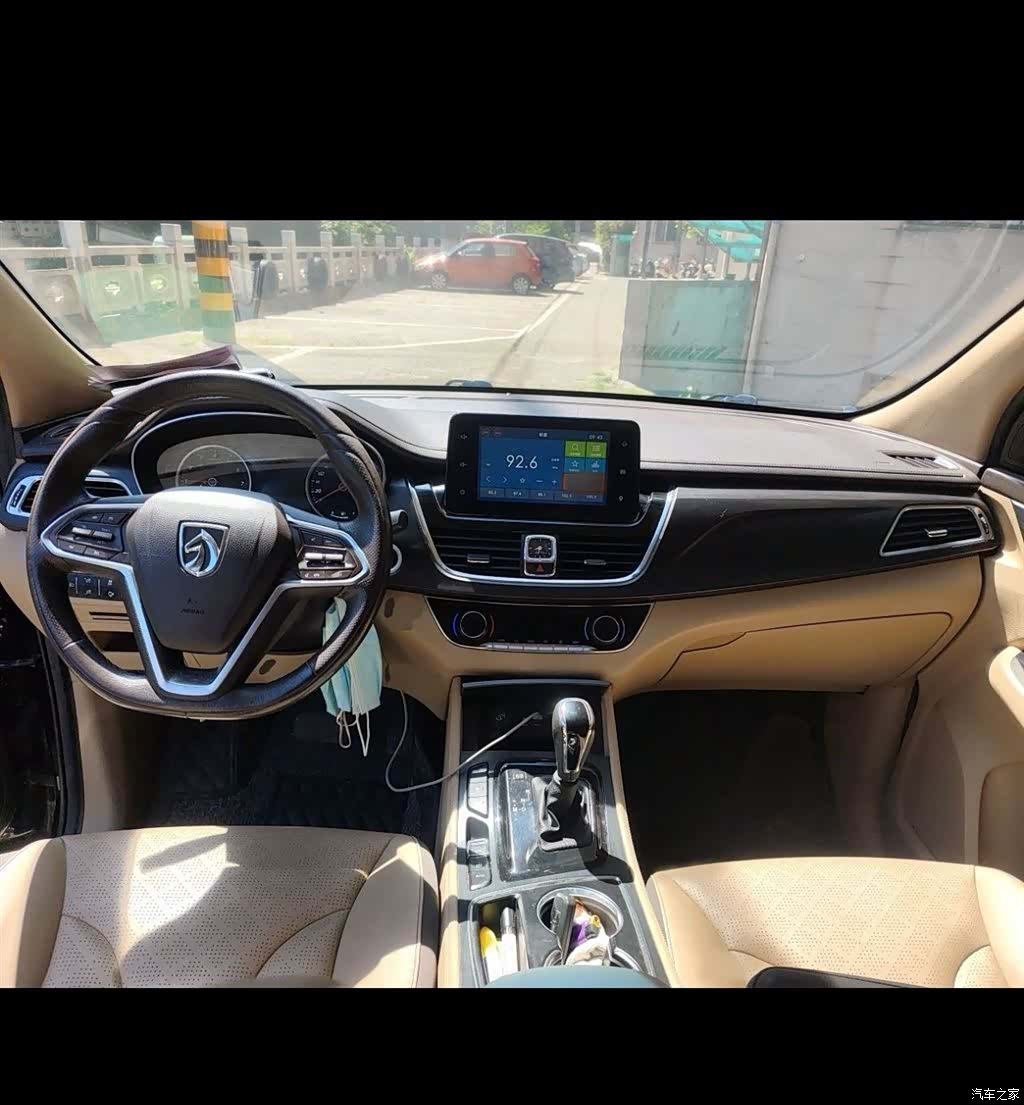 Wuling 730, 2017 16