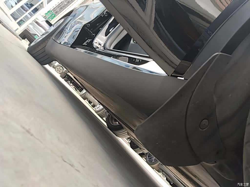 Tesla Model Y, 2023 21