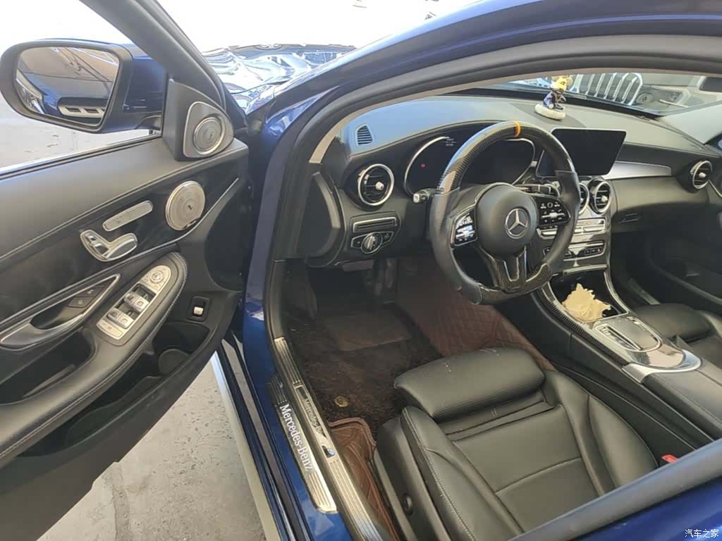 Mercedes-Benz C-Class, 2019 16