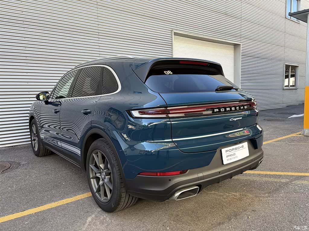 Porsche Cayenne, 2025 4