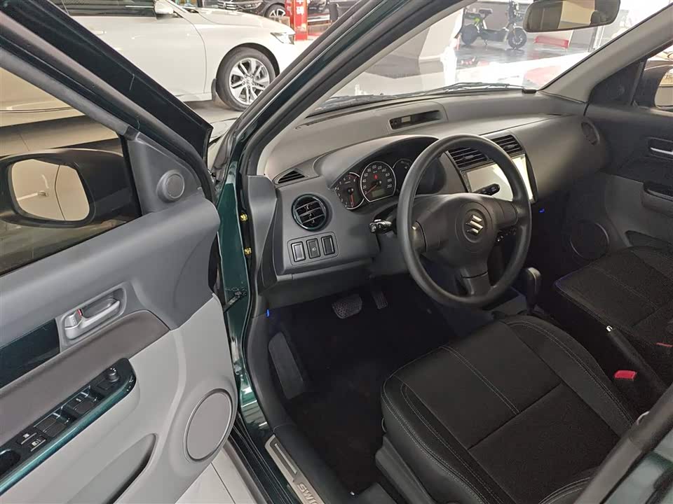 Suzuki Swift Suzuki Swift
