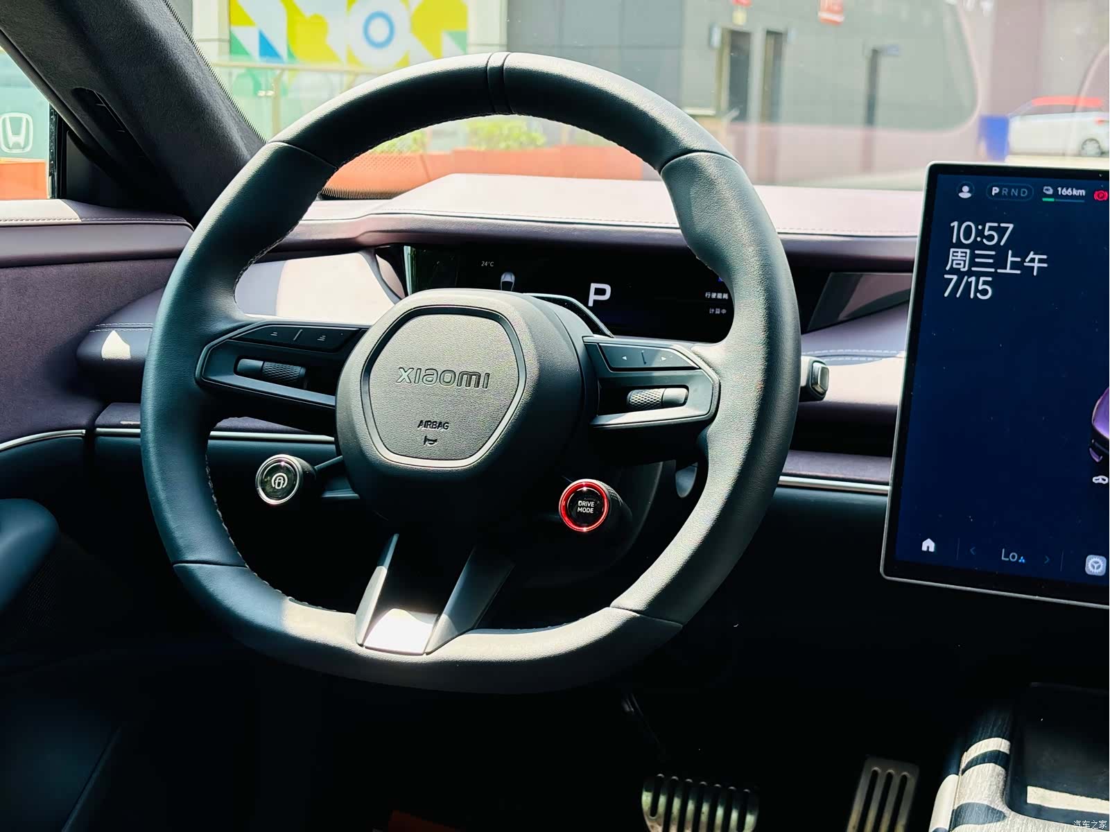 Xiaomi SU7, 2025 11