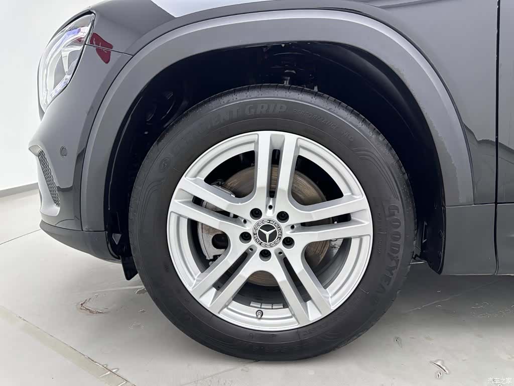 Mercedes-Benz GLB, 2022 33