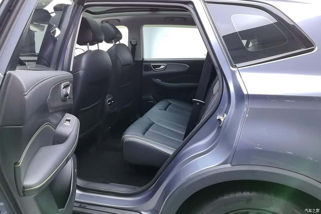 Roewe RX5, 2020 11