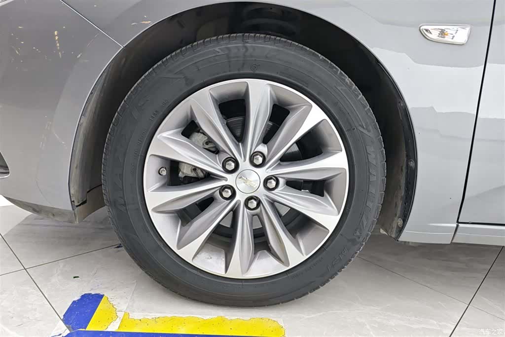 Chevrolet 320, 2022 6