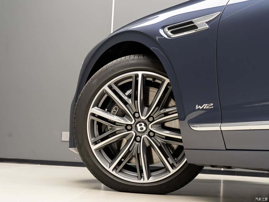 Bentley Flying Spur, 2020 6
