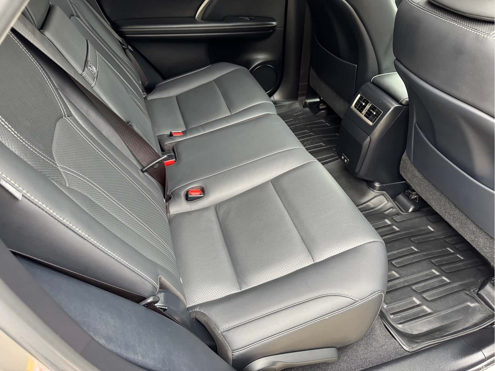 Lexus RX, 2019 9