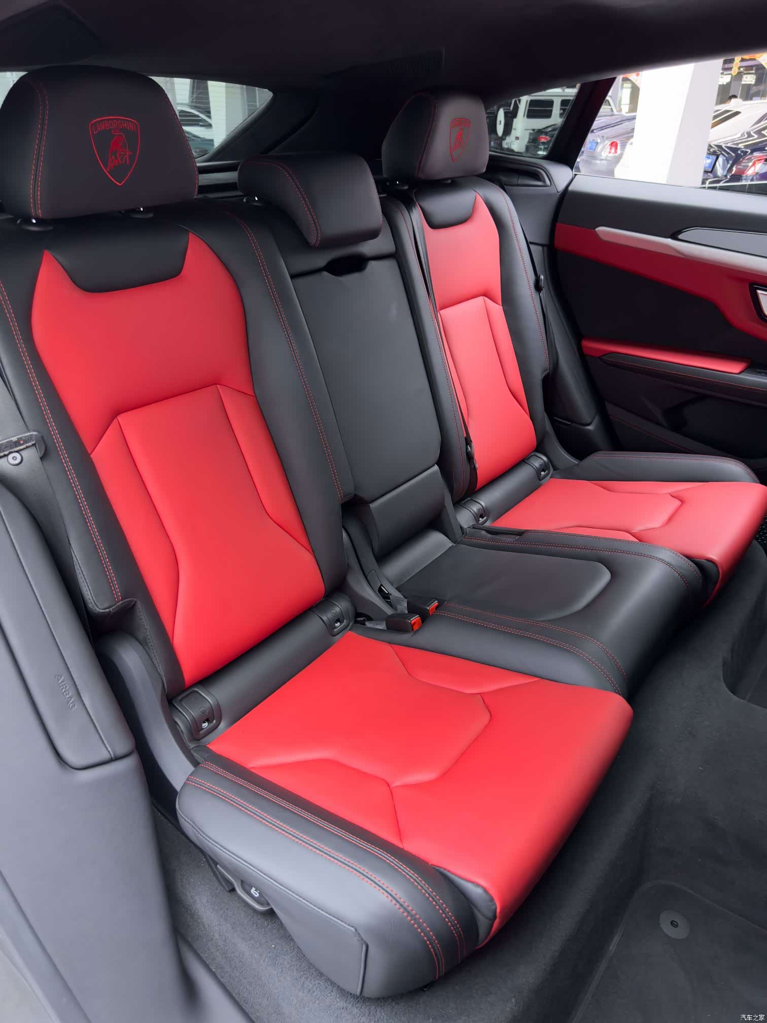 Lamborghini Urus, 2021 26
