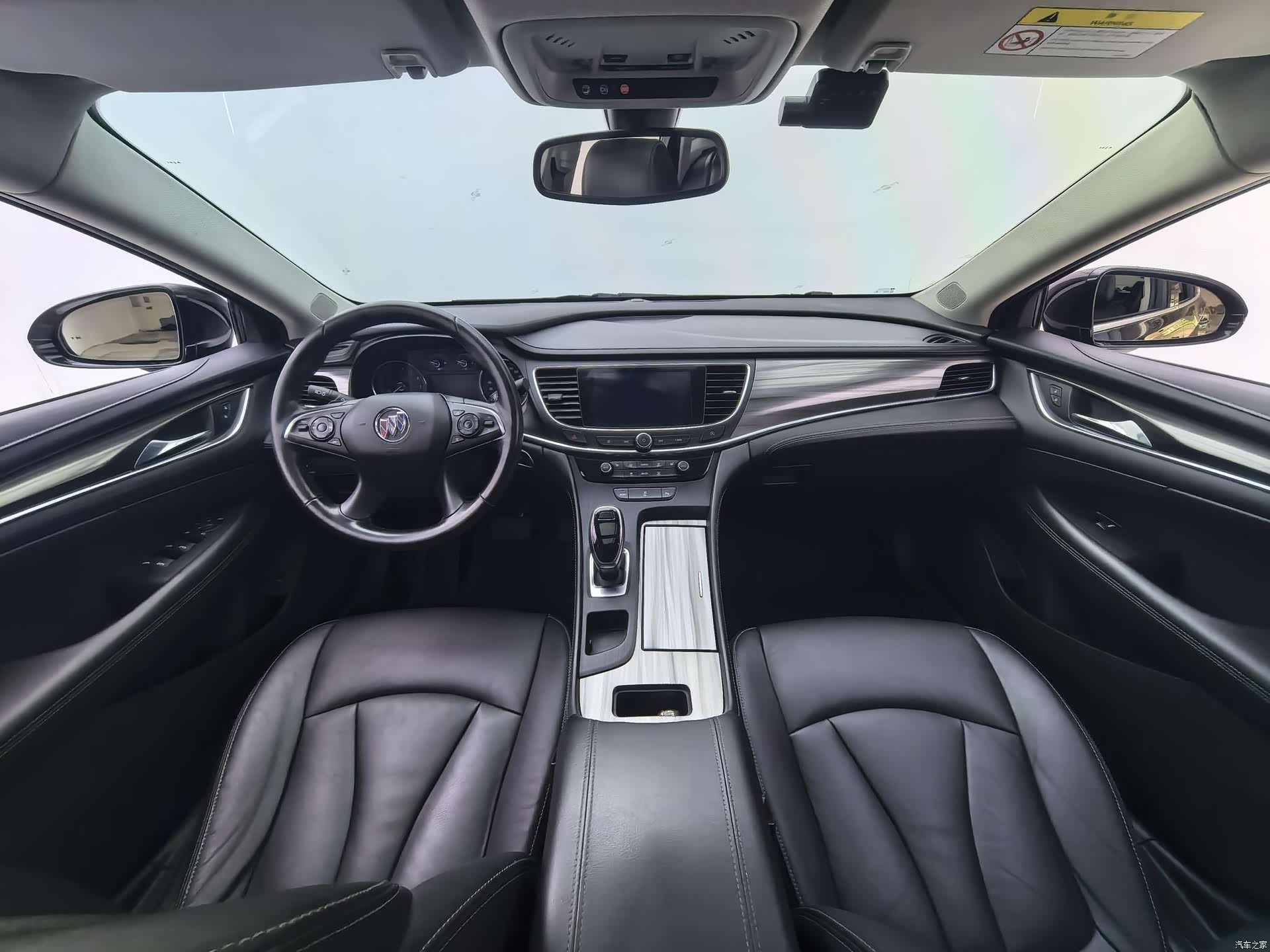 Buick LaCrosse, 2022 12