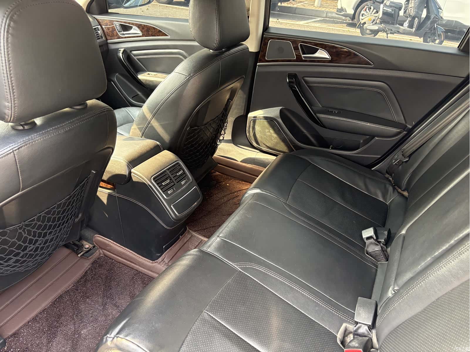 Zotye Z700, 2018 11