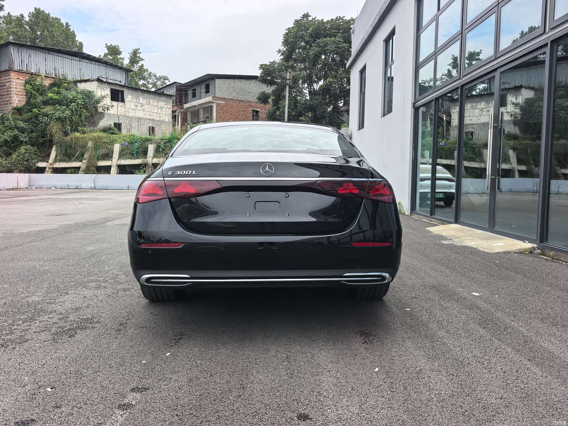 Mercedes-Benz E-Class, 2026 10