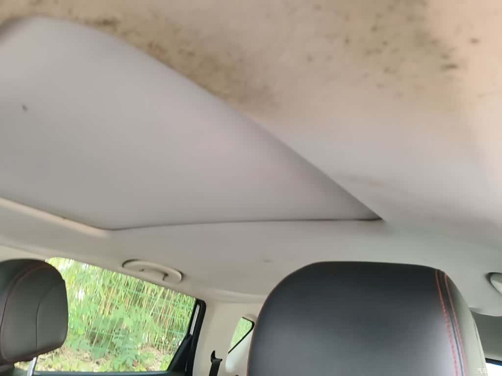 DongFeng AX7, 2017 18