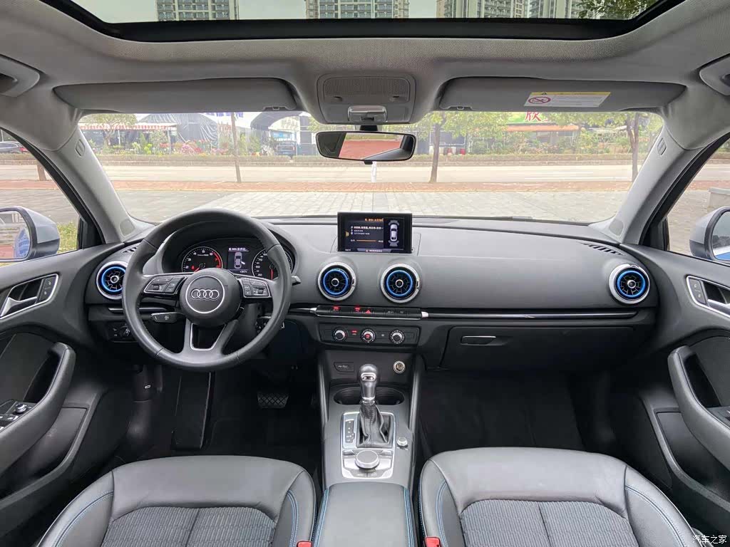 Audi A3, 2020 все фото