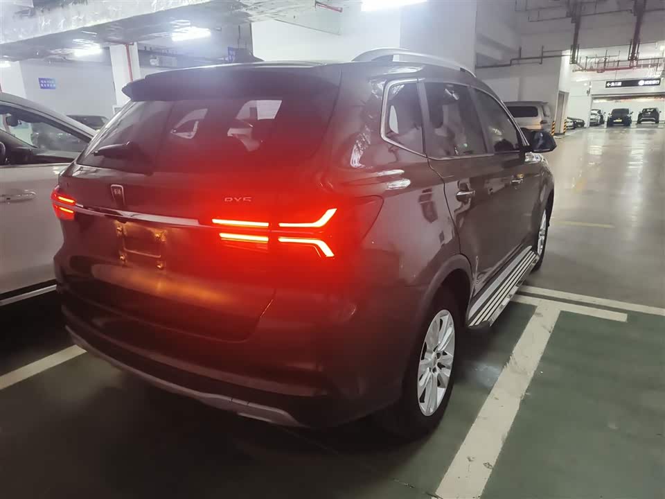 Roewe RX5
