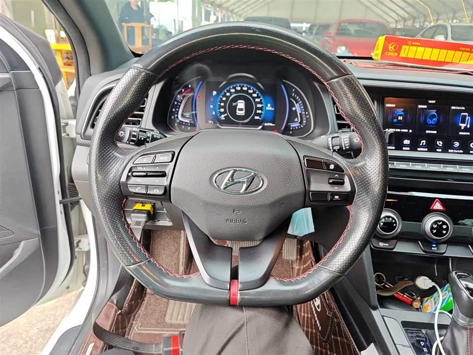 Hyundai Lead