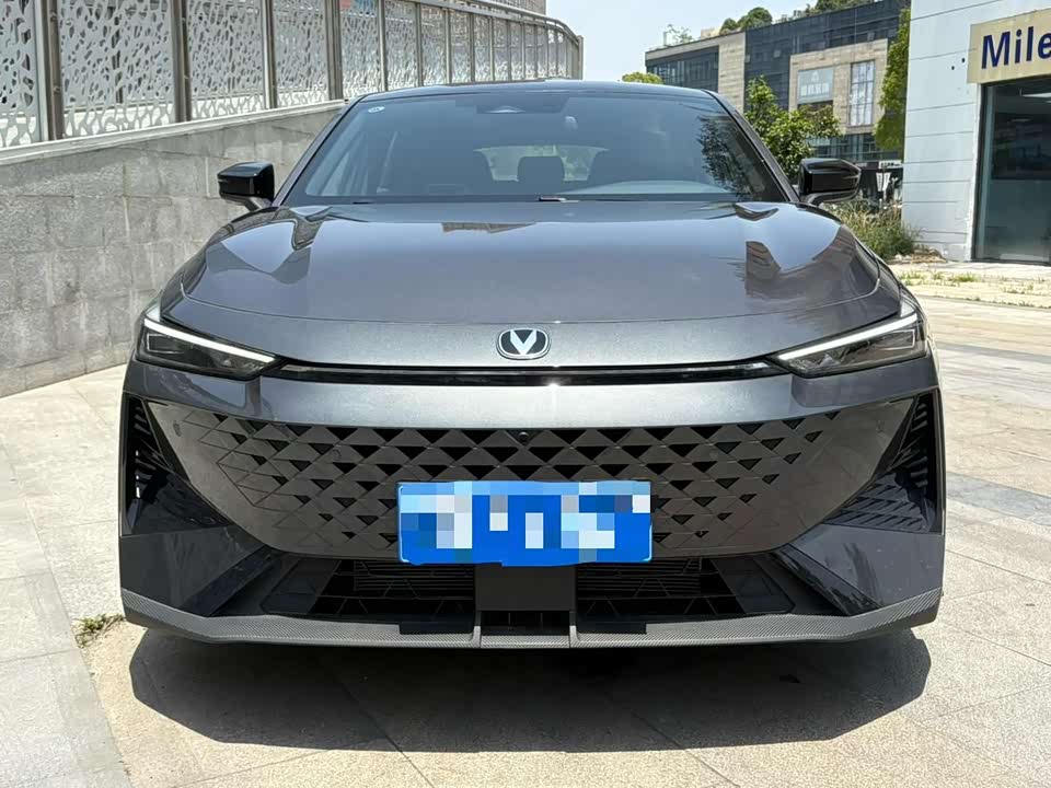 Changan UNI-V