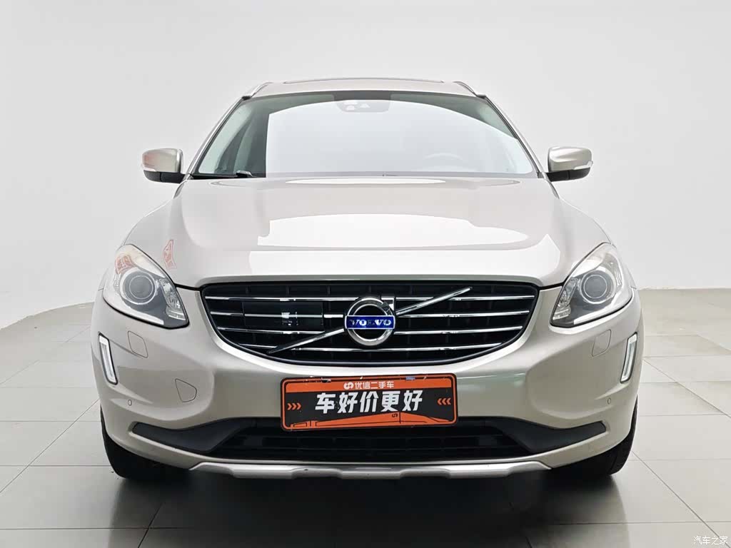 Volvo XC60, 2013 3