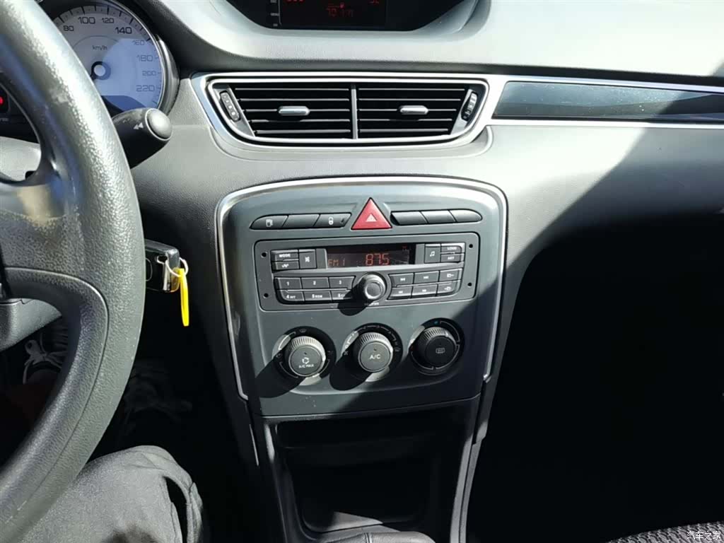 Peugeot 308, 2016 13