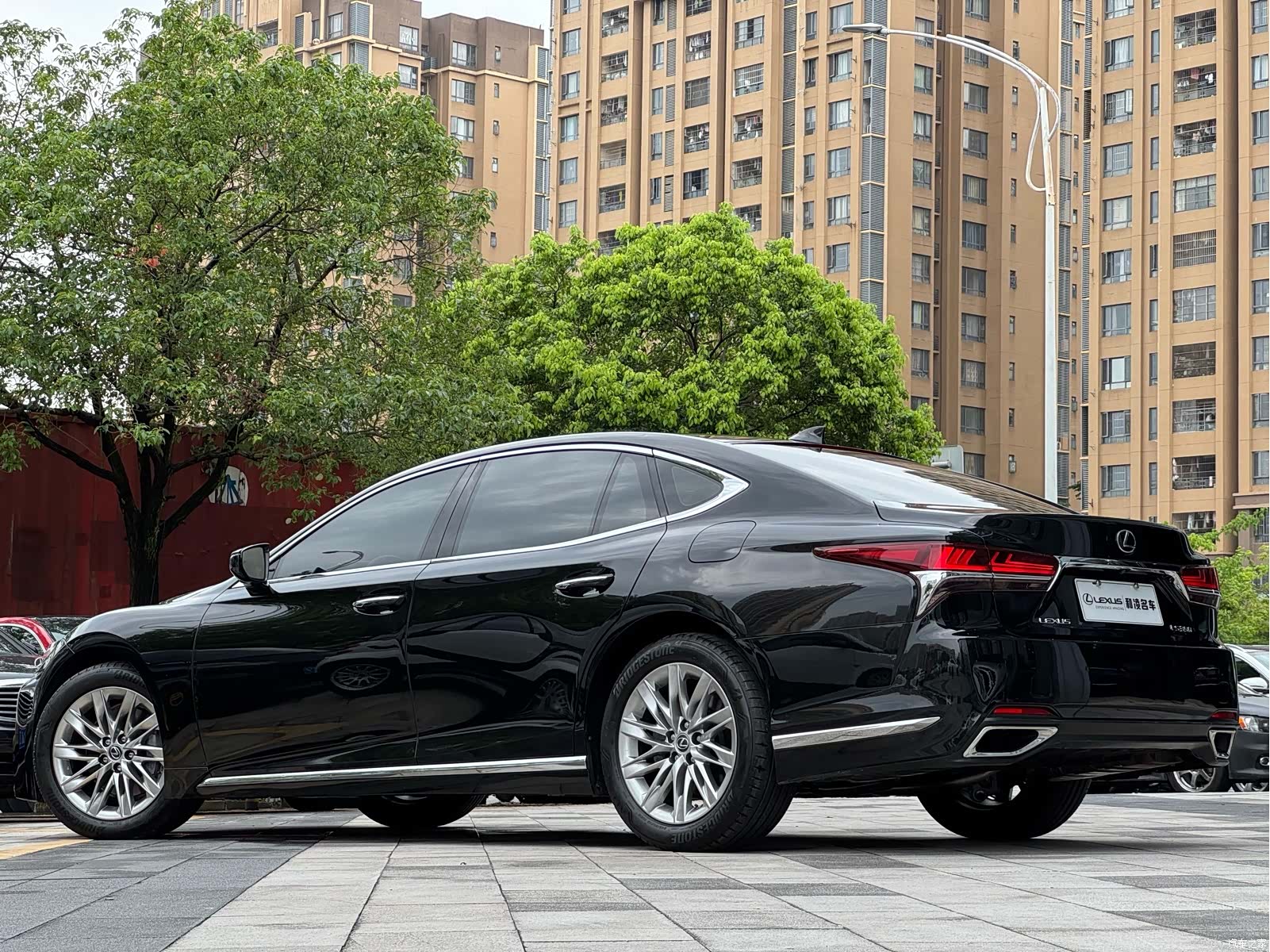 Lexus LS, 2019 4