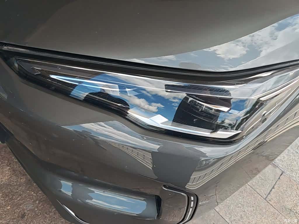 Geely Galaxy E5, 2025 24