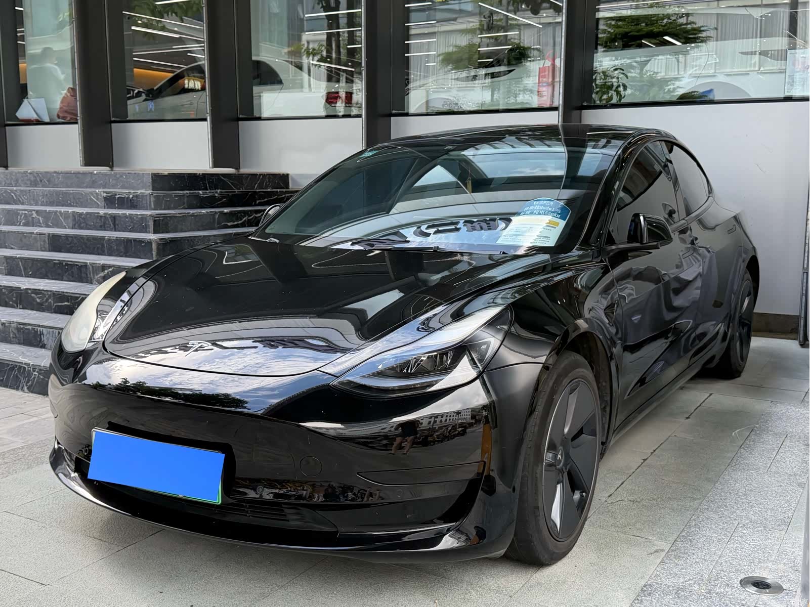 Tesla Model 3, 2023 1