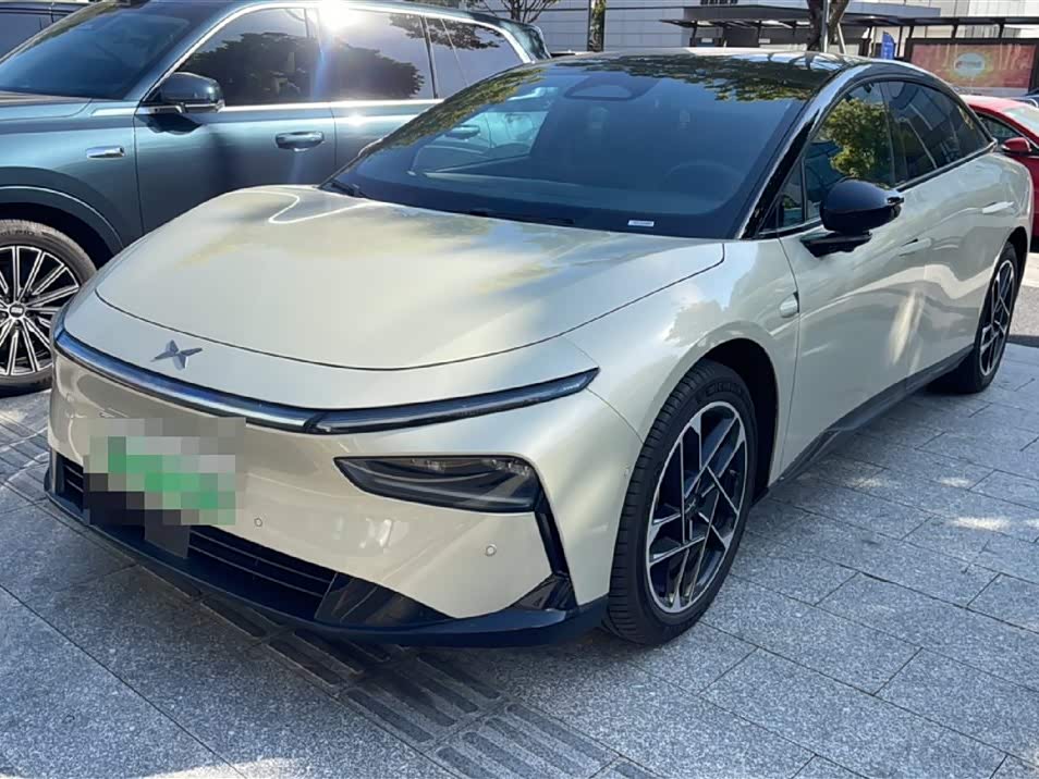 XPENG P7+