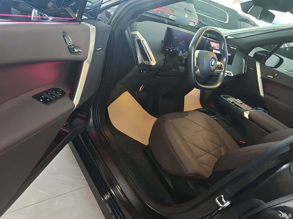 BMW iX, 2023 16