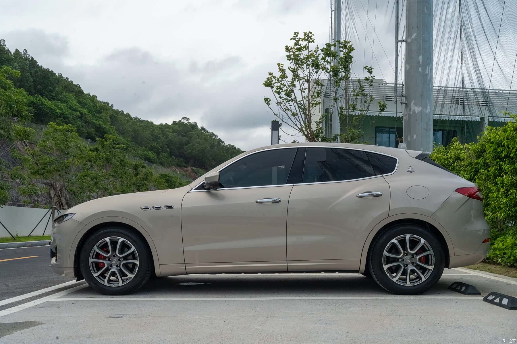 Maserati Levante, 2018 3