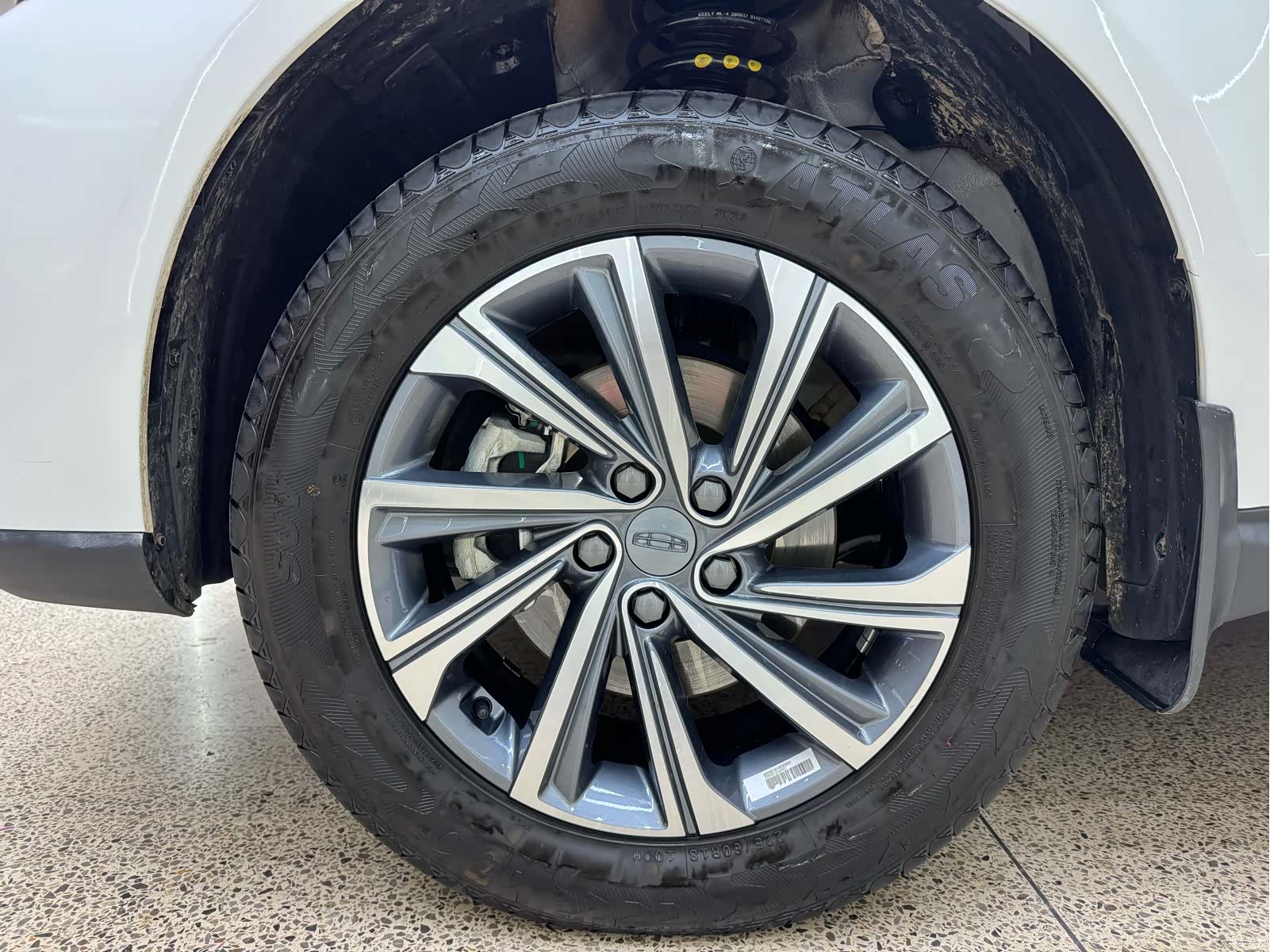 Geely X6, 2024 8