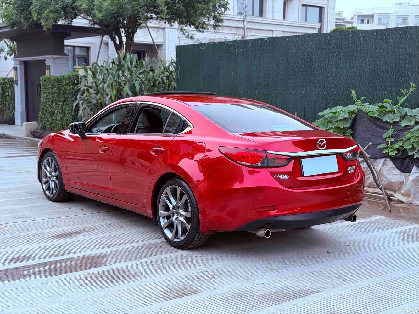 Mazda Atenza, 2015 10