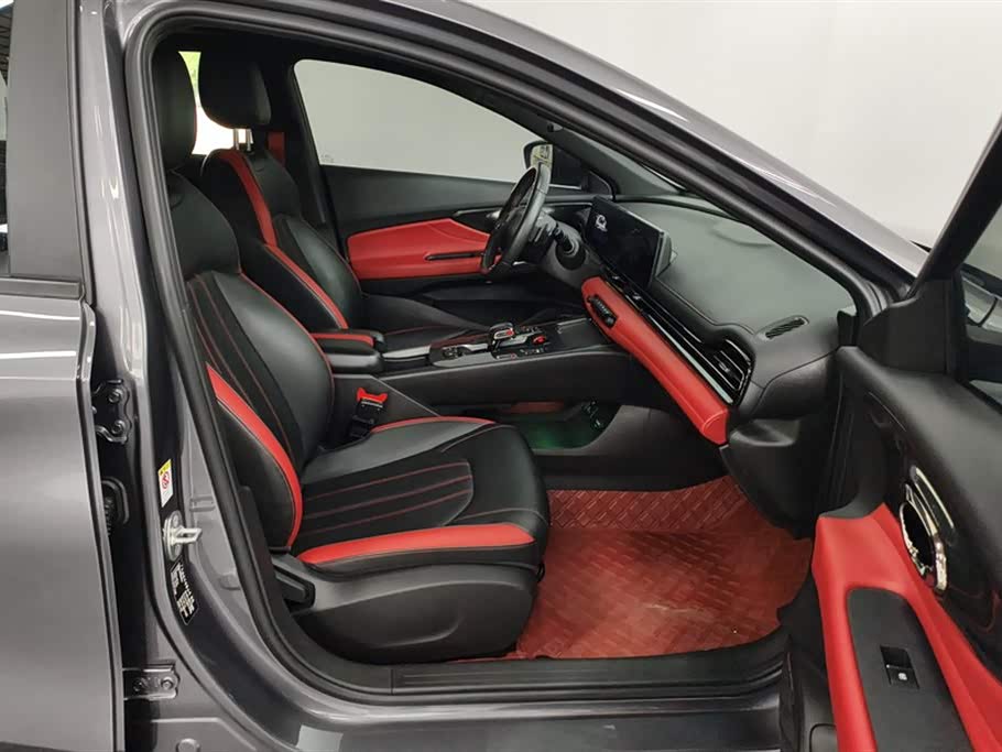 Trumpchi Shadow Leopard