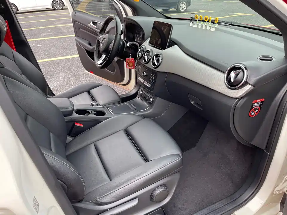 Mercedes-Benz Class B