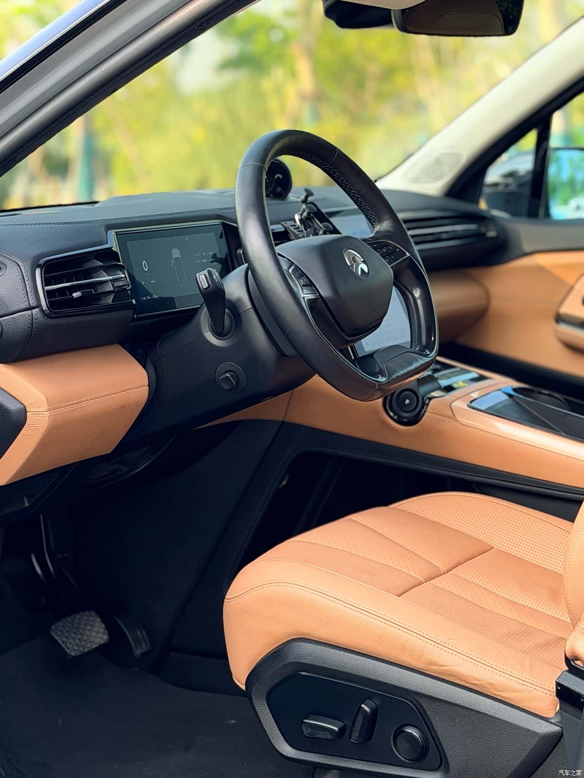 NIO ES8, 2019 4