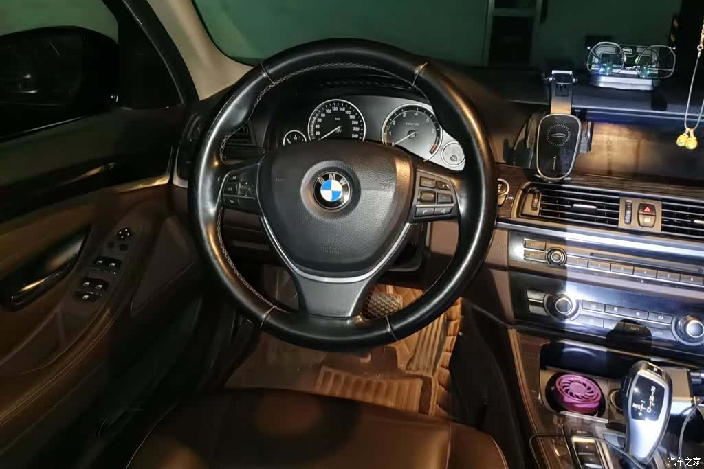 BMW 5 Series, 2015 15