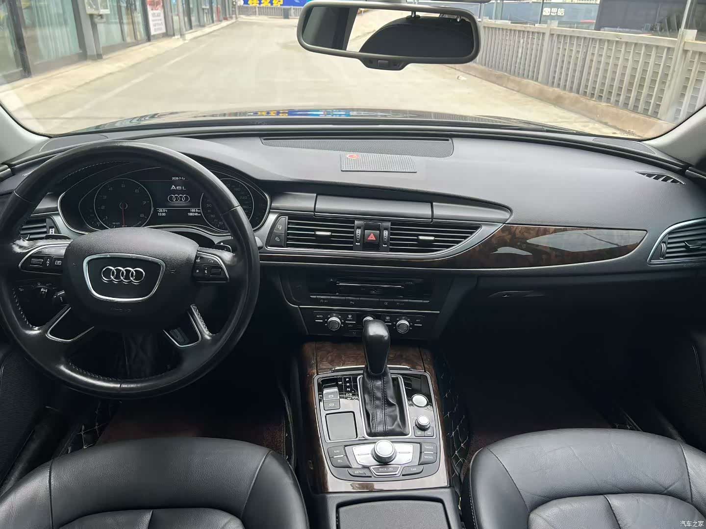Audi A6L, 2018 8
