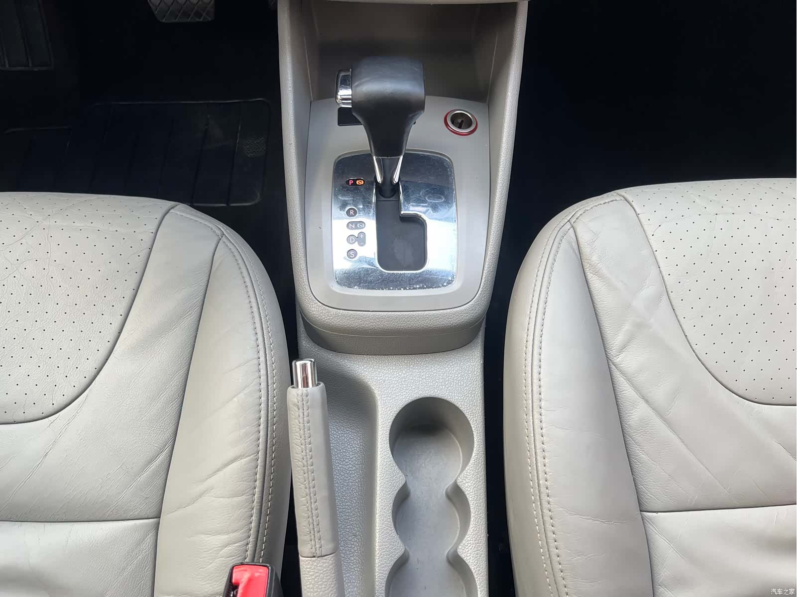 Volkswagen Bora, 2013 15