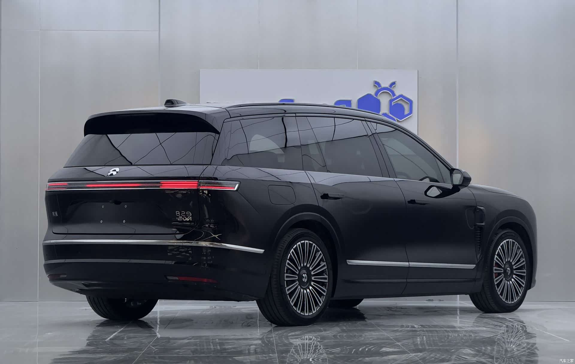 NIO ES8, 2025 6