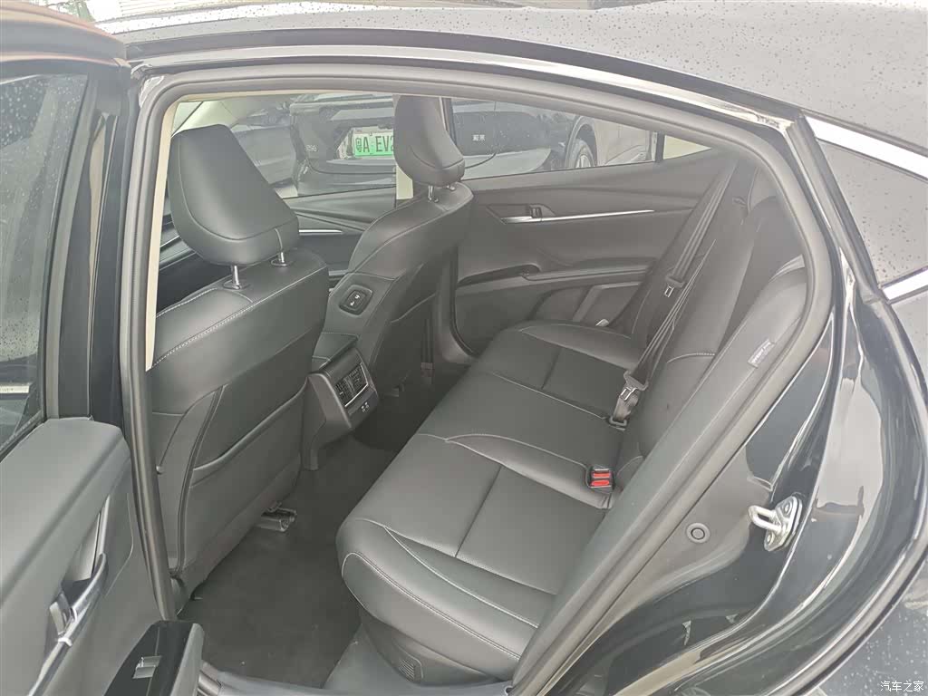 Toyota Camry, 2025 7
