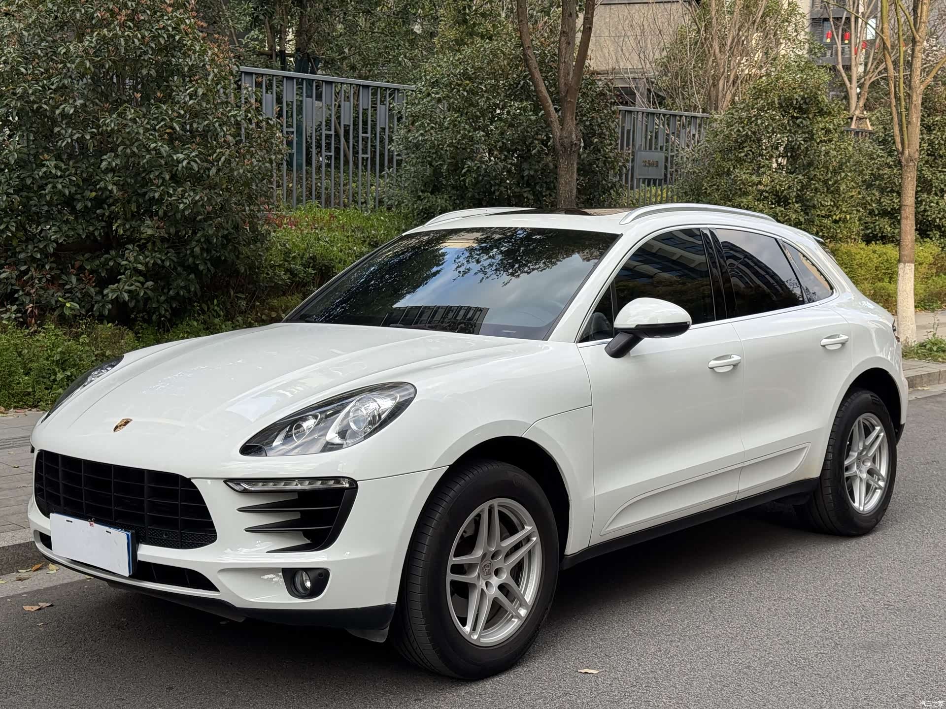Porsche Macan, 2015 1