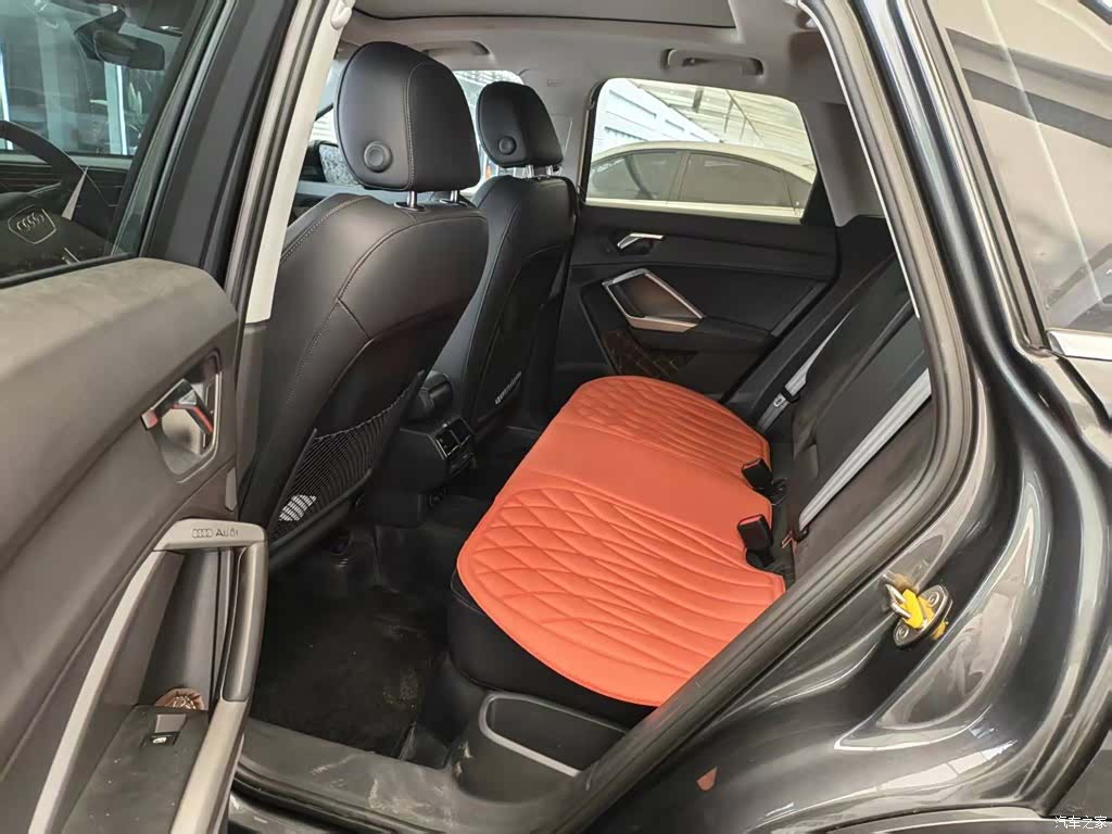 Audi Q3, 2023 6