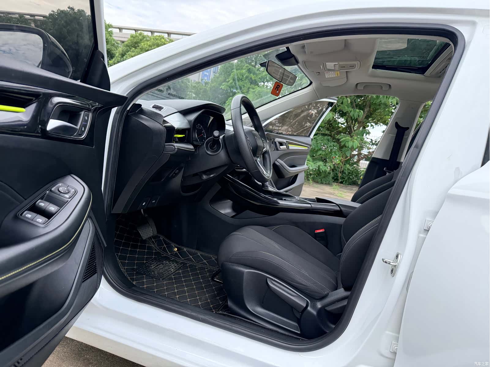 Roewe i5, 2023 19