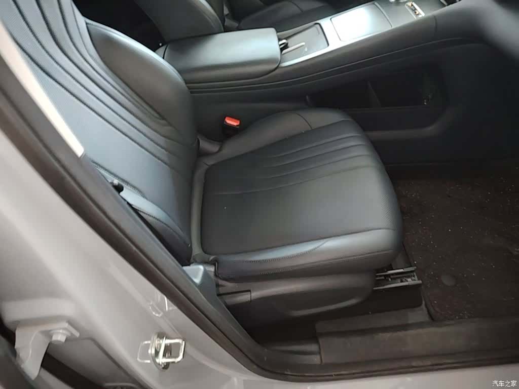 Geely Galaxy E5, 2024 25
